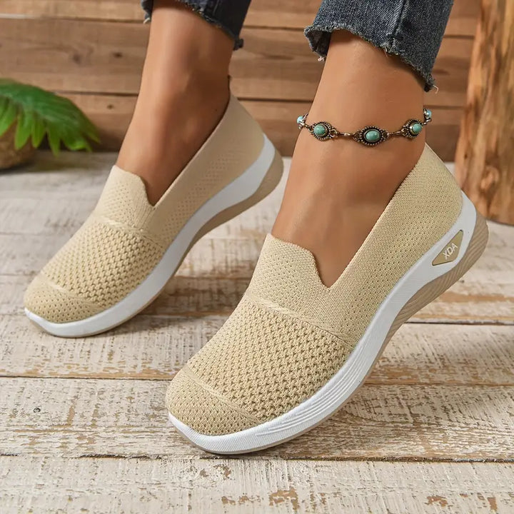 SkechSteps™ | Orthopaedic walking shoes with arch support
