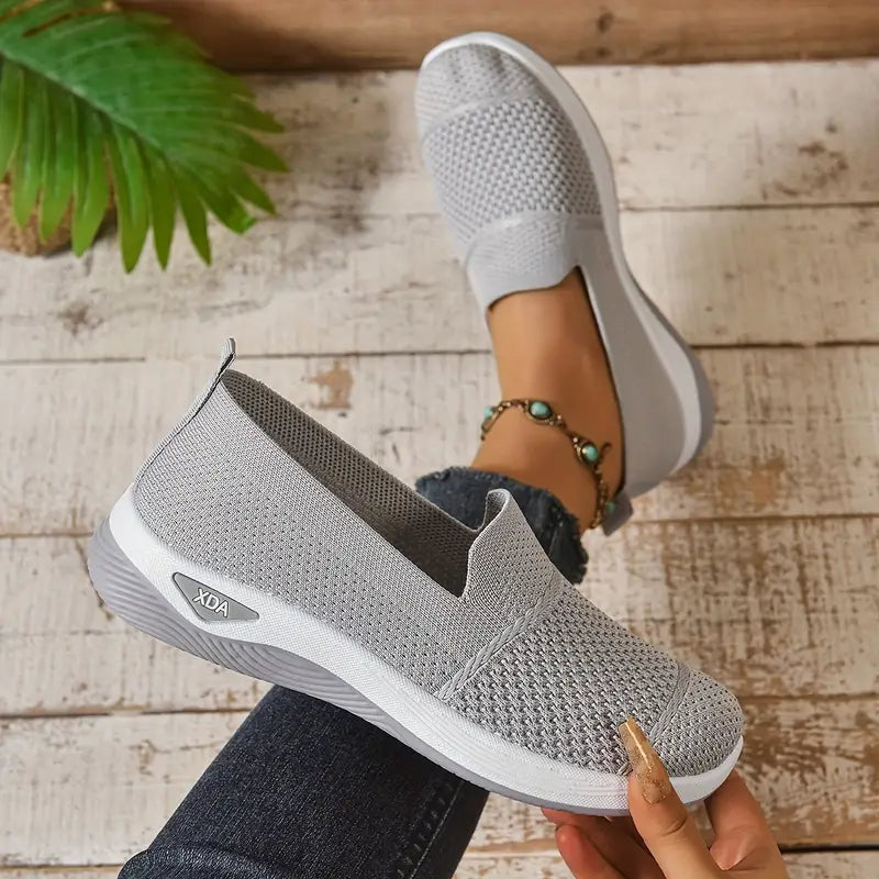 SkechSteps™ | Orthopaedic walking shoes with arch support