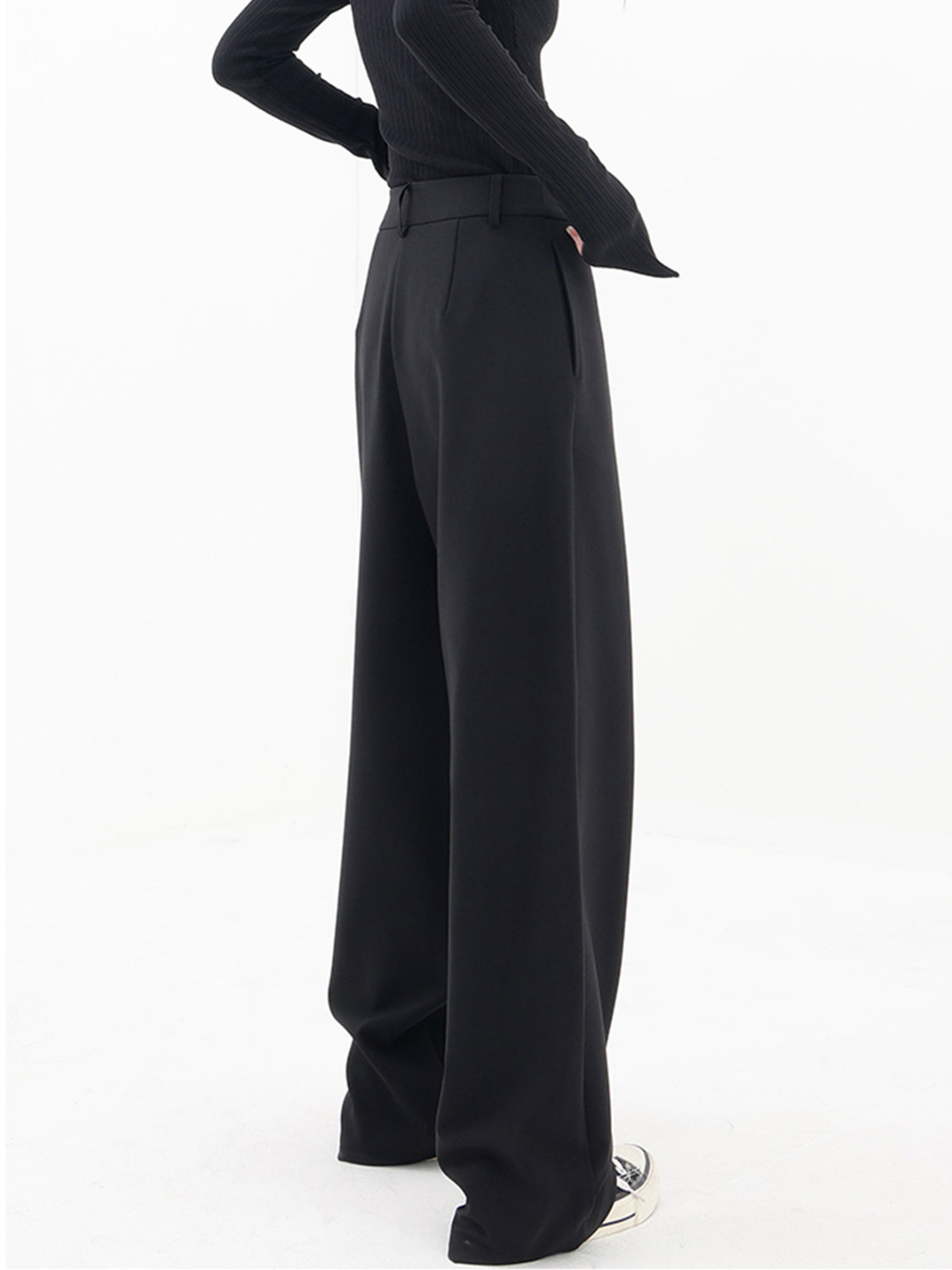 HANNAH | Modern baggy pants