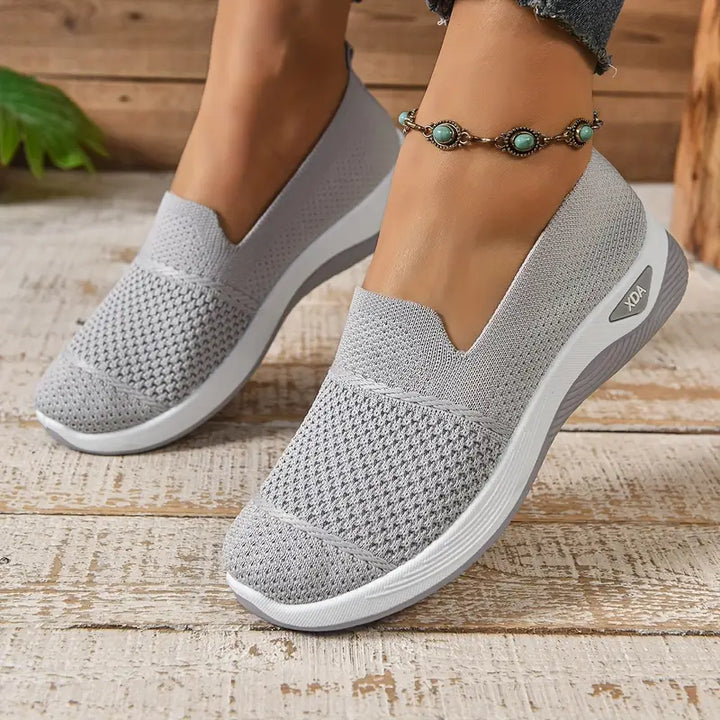 SkechSteps™ | Orthopaedic walking shoes with arch support
