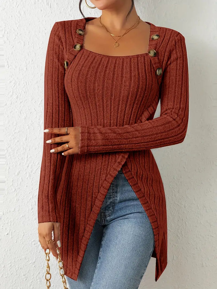 Anaya - Asymmetrical top with buttons and ribbed texture