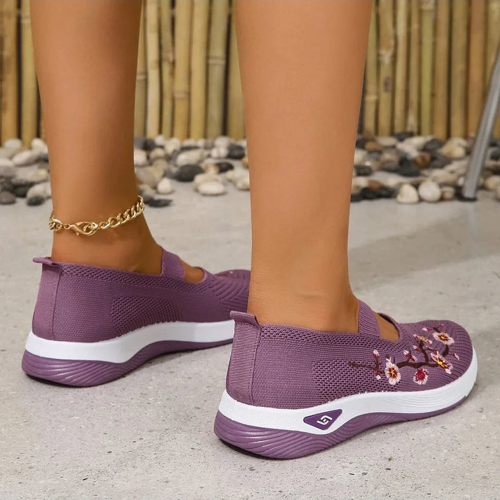Mia | Breathable slip-ons for everyday wear