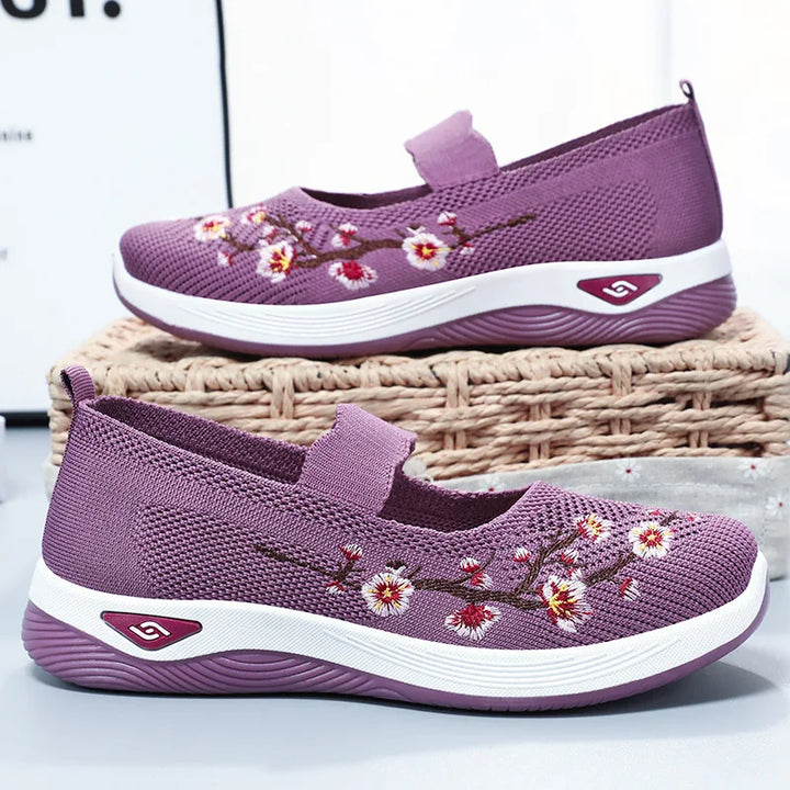 Mia | Breathable slip-ons for everyday wear